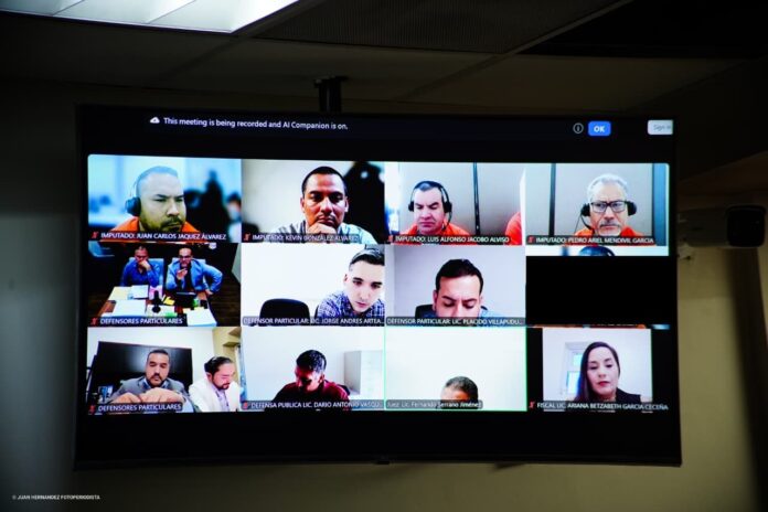 Audiencia_Pedro Mendivil (2)