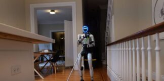 Robots humanoides limpian casas en San Francisco